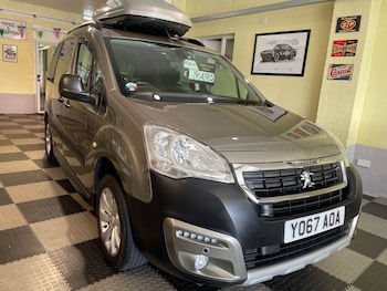 Used Peugeot Partner Tepee 2018 for sale - 78390926: Photo