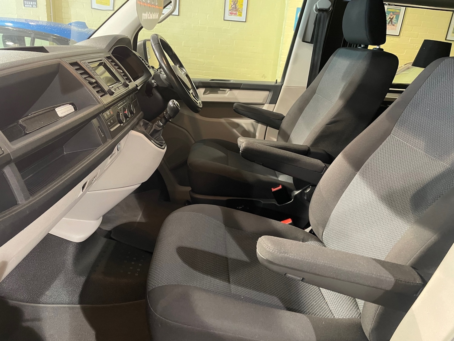 Used Volkswagen Transporter 2016 for sale - 77475050: Photo 12