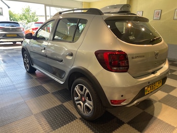 Used Dacia Sandero Stepway 2019 for sale - 79125686: Photo