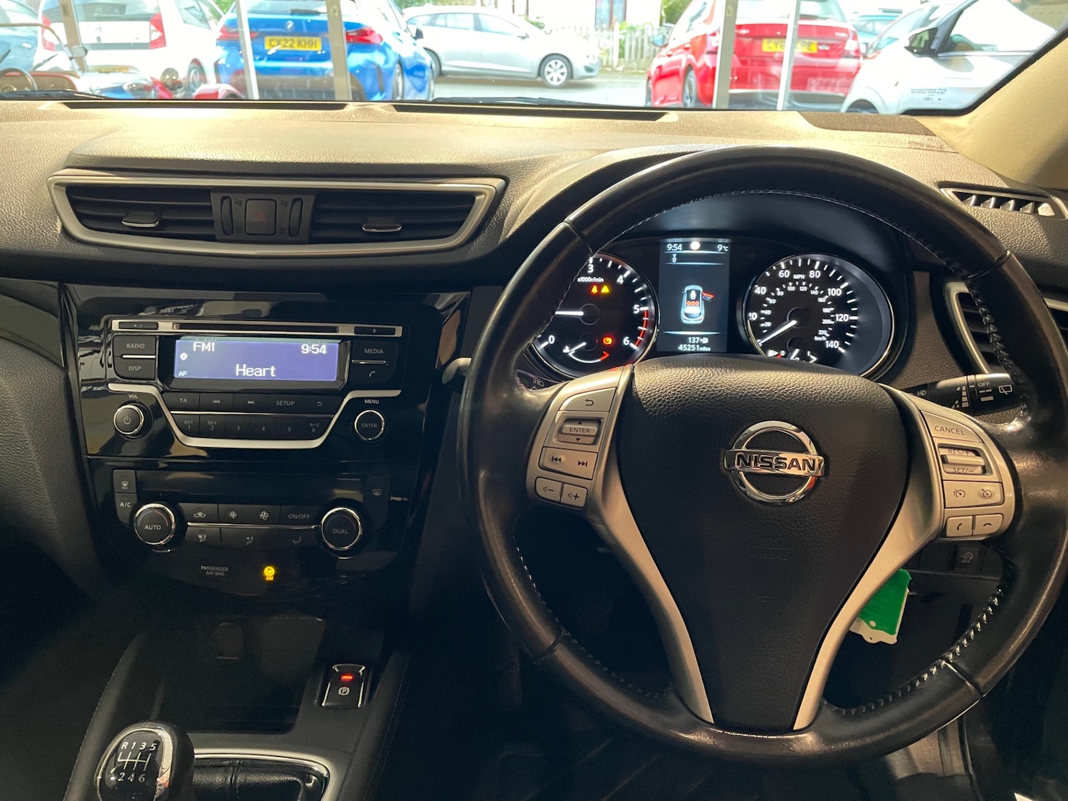 Used Nissan Qashqai 2017 for sale - 77151698: Photo 12