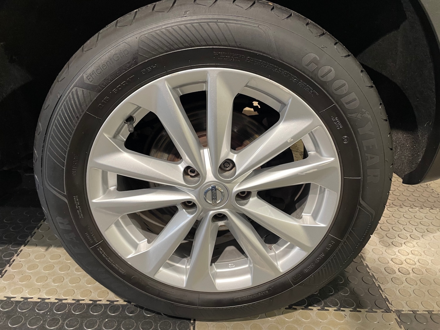 Used Nissan Qashqai 2017 for sale - 77151698: Photo 9