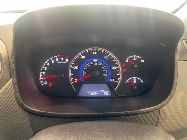 Used Hyundai i10 2019 for sale - 75346189: Photo 11