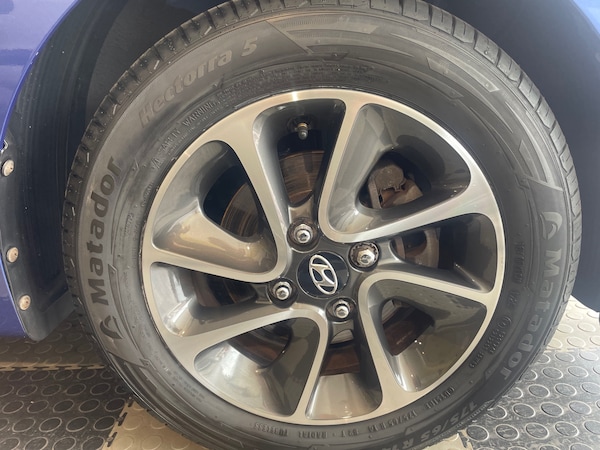 Used Hyundai i10 2019 for sale - 75346189: Photo 7