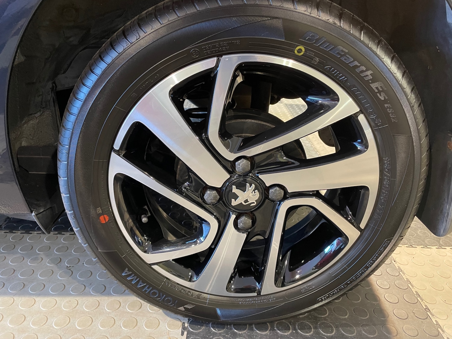 Used Peugeot 108 2016 for sale - 77847601: Photo 9