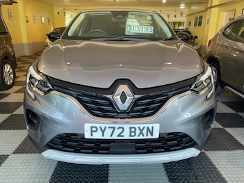 Used Renault Captur 2023 for sale - 79172893: Photo
