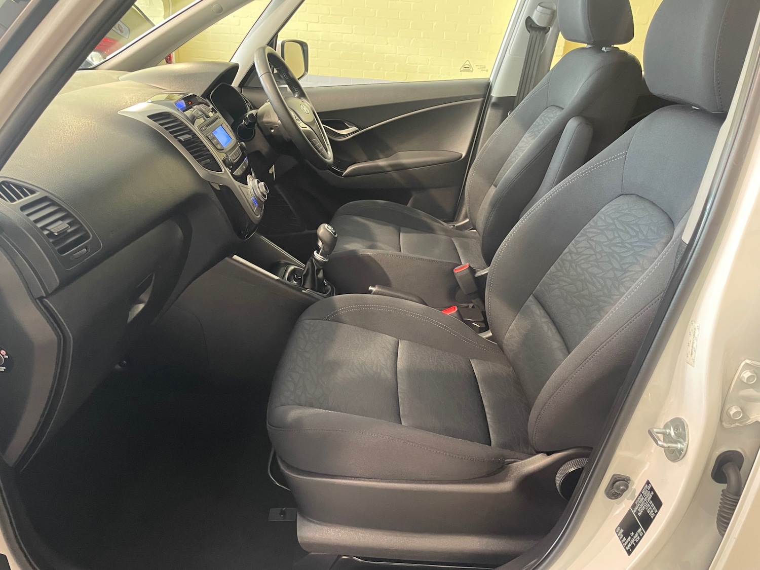 Used Hyundai Ix20 2012 for sale - 77918781: Photo 14