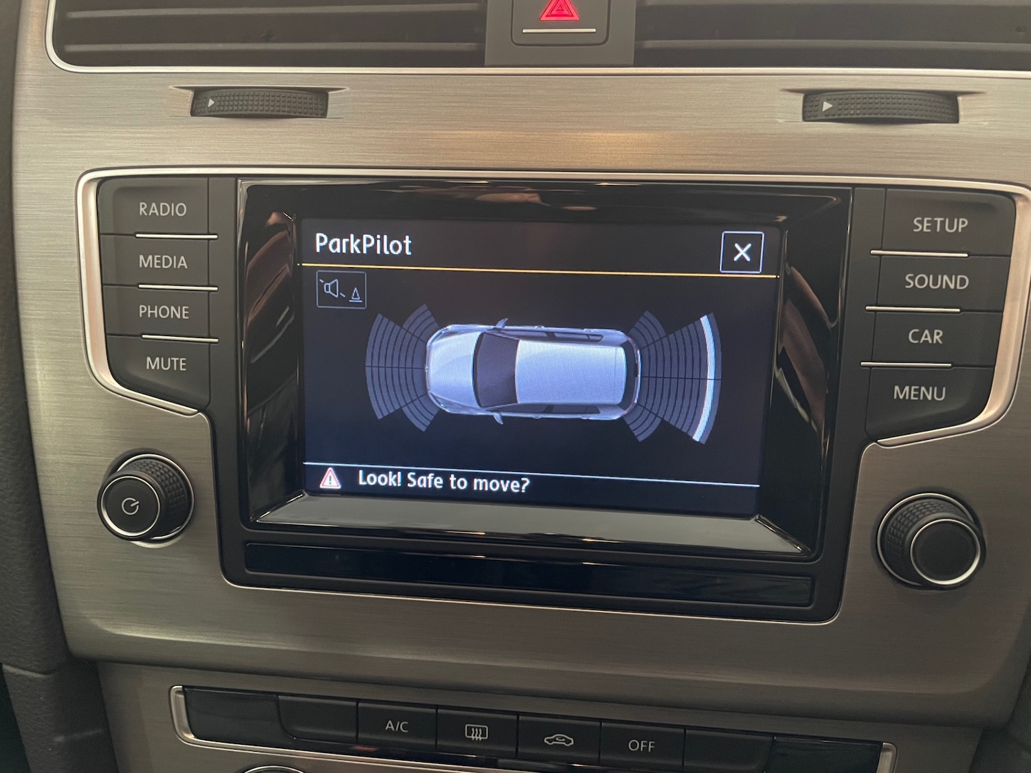 Used Volkswagen Golf 2014 for sale - 77207122: Photo 14