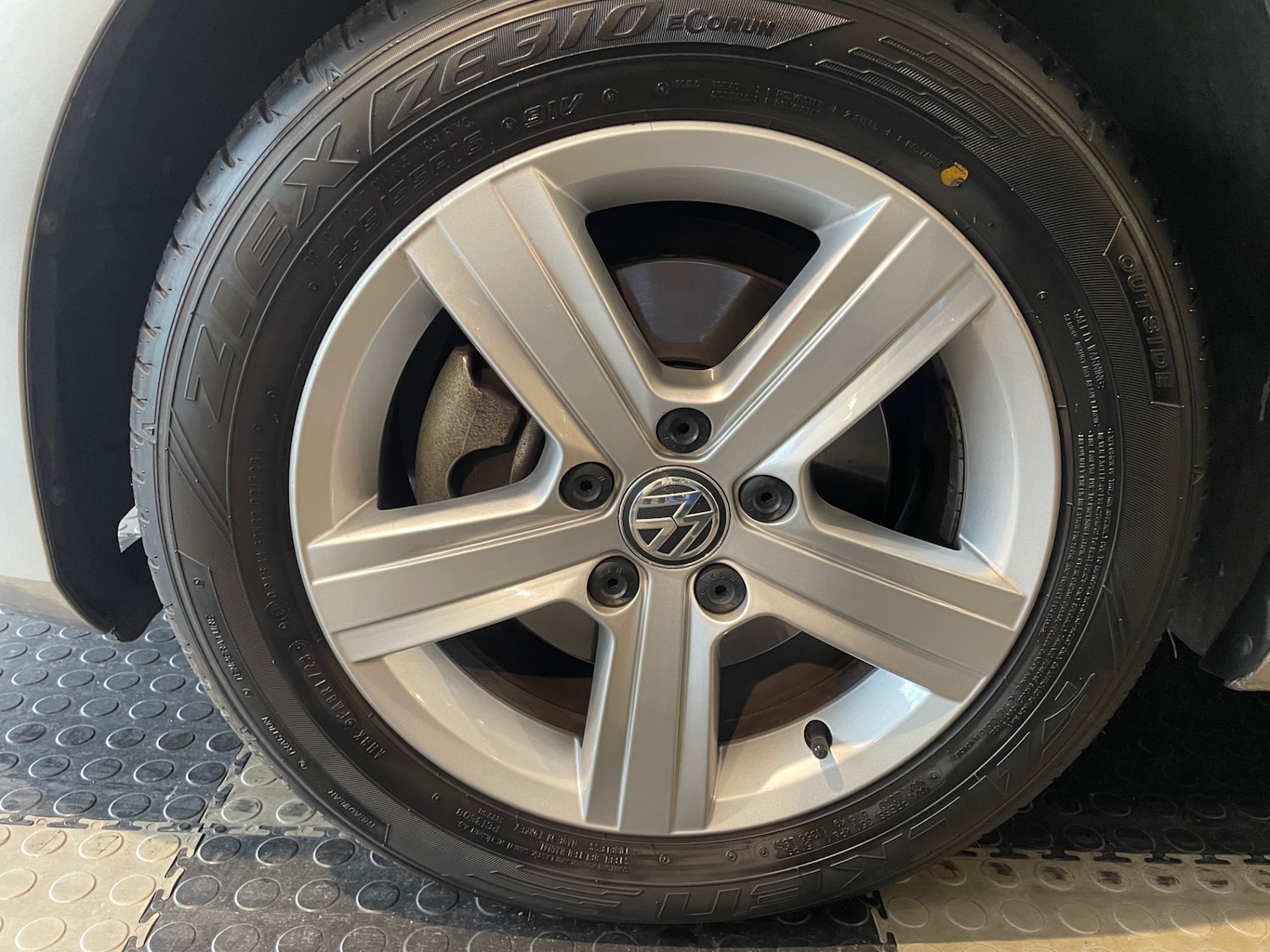 Used Volkswagen Golf 2014 for sale - 77207122: Photo 7