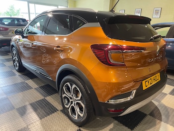 Used Renault Captur 2021 for sale - 79274670: Photo