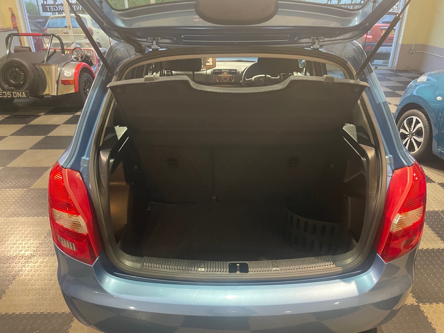 Used Skoda Fabia 2013 for sale - 76492255: Photo 17