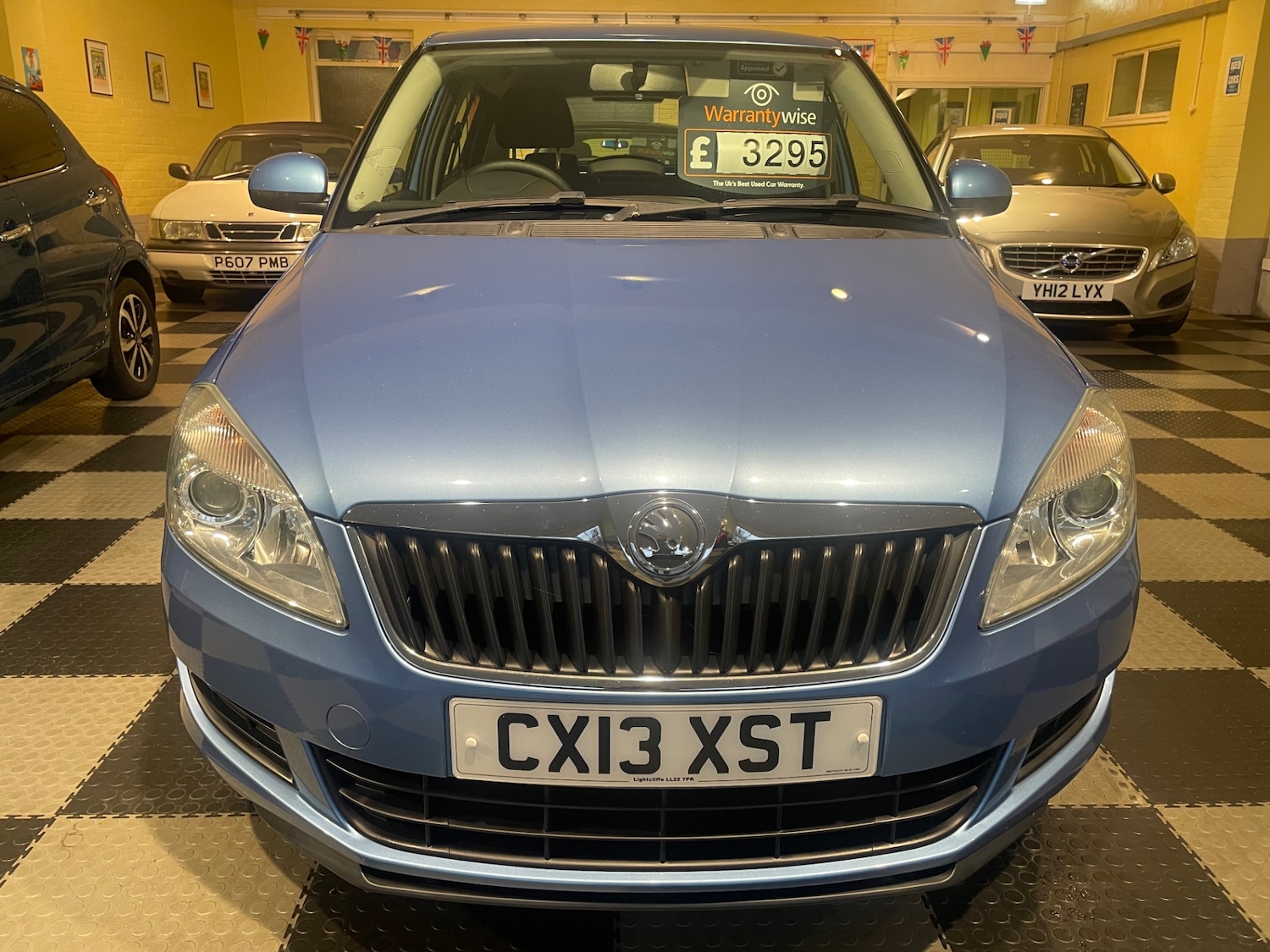 Used Skoda Fabia 2013 for sale - 76492255: Photo 2
