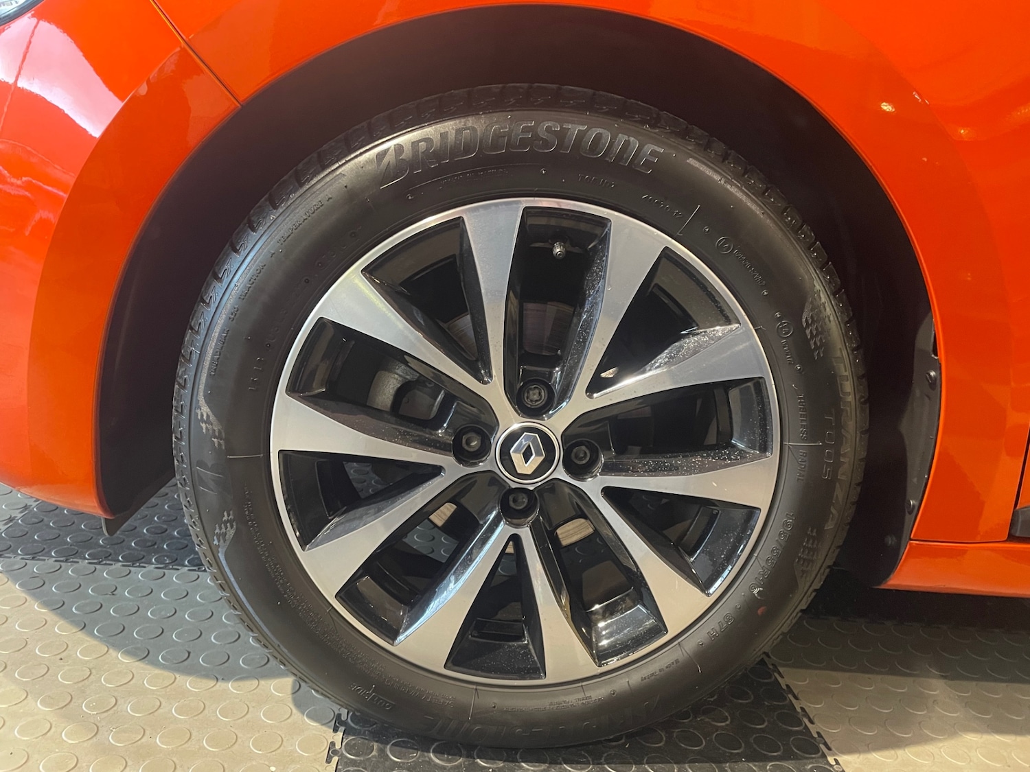 Used Renault Clio 2022 for sale - 76684556: Photo 8