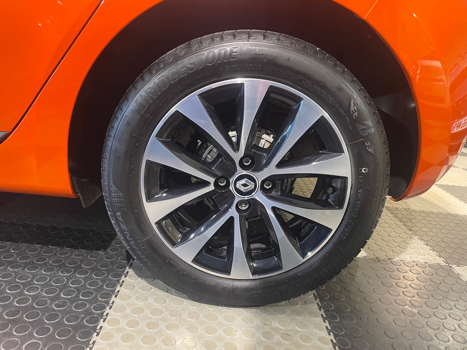 Used Renault Clio 2022 for sale - 76684556: Photo 9