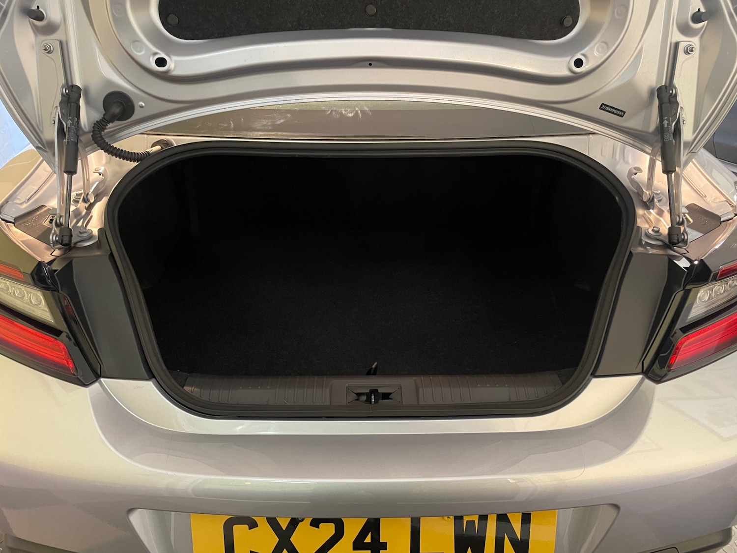 Used Toyota GR86 2024 for sale - 76878274: Photo 22