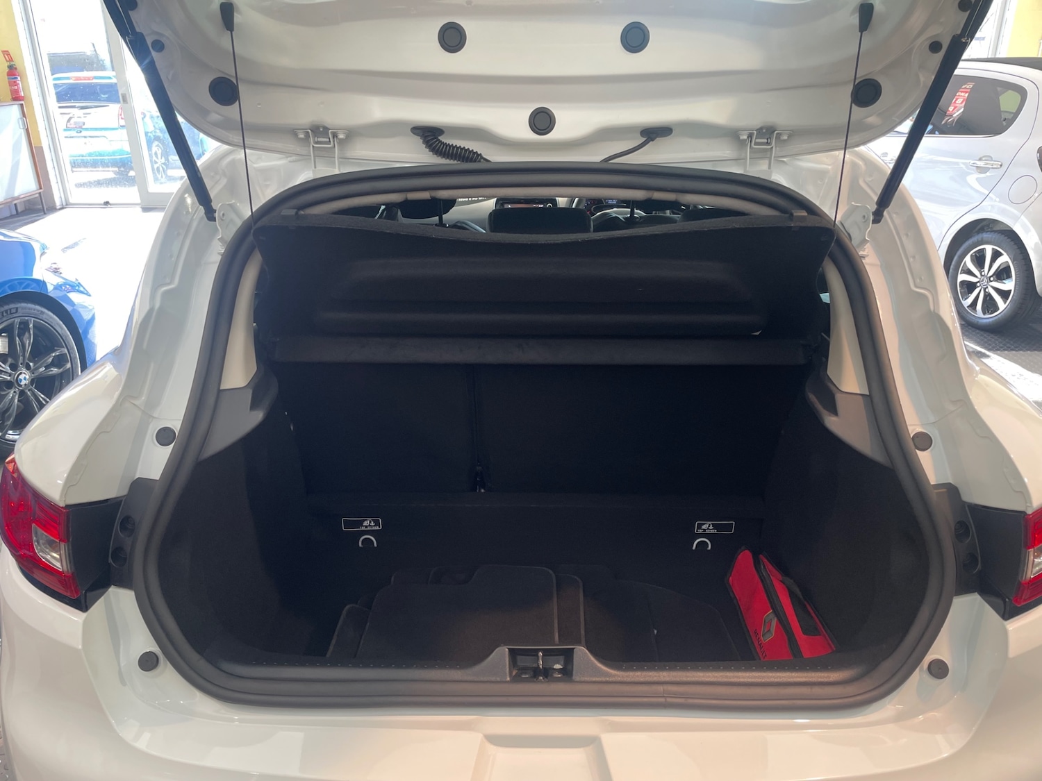 Used Renault Clio 2018 for sale - 77679416: Photo 19