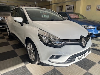 Used Renault Clio 2018 for sale - 77679416: Photo
