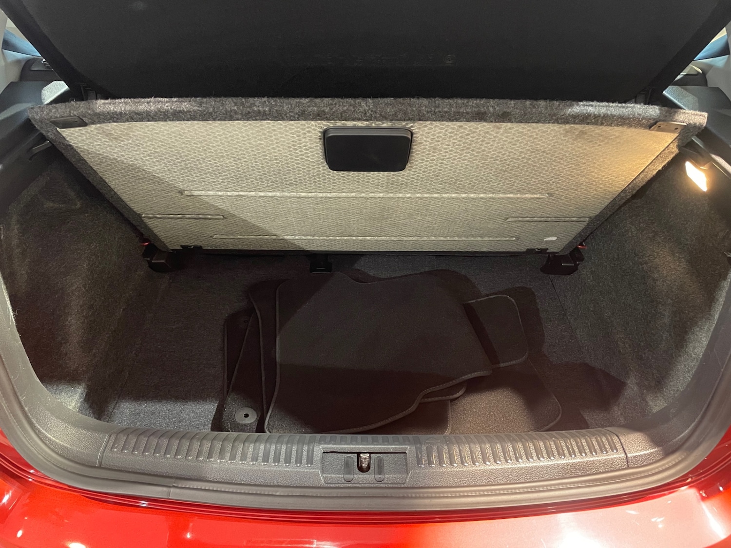 Used Volkswagen Polo 2014 for sale - 77517385: Photo 18