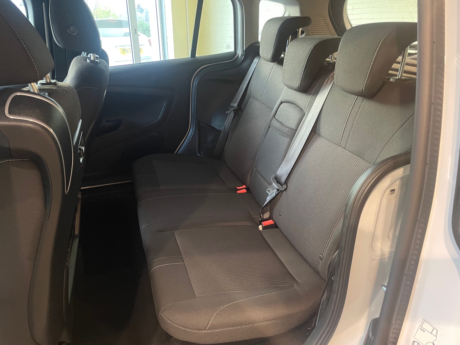 Used Ford B-MAX 2017 for sale - 76684545: Photo 18