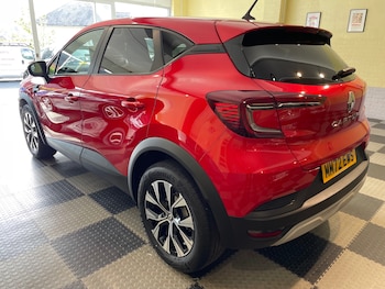 Used Renault Captur 2022 for sale - 78180009: Photo