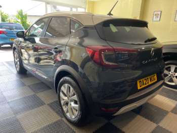 Used Renault Captur 2020 for sale - 74513846: Photo