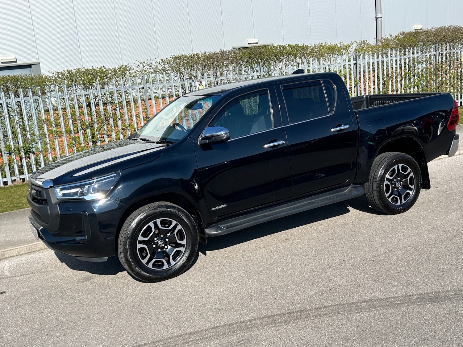 Used Toyota Hilux 2022 for sale - 77947003: Photo 10