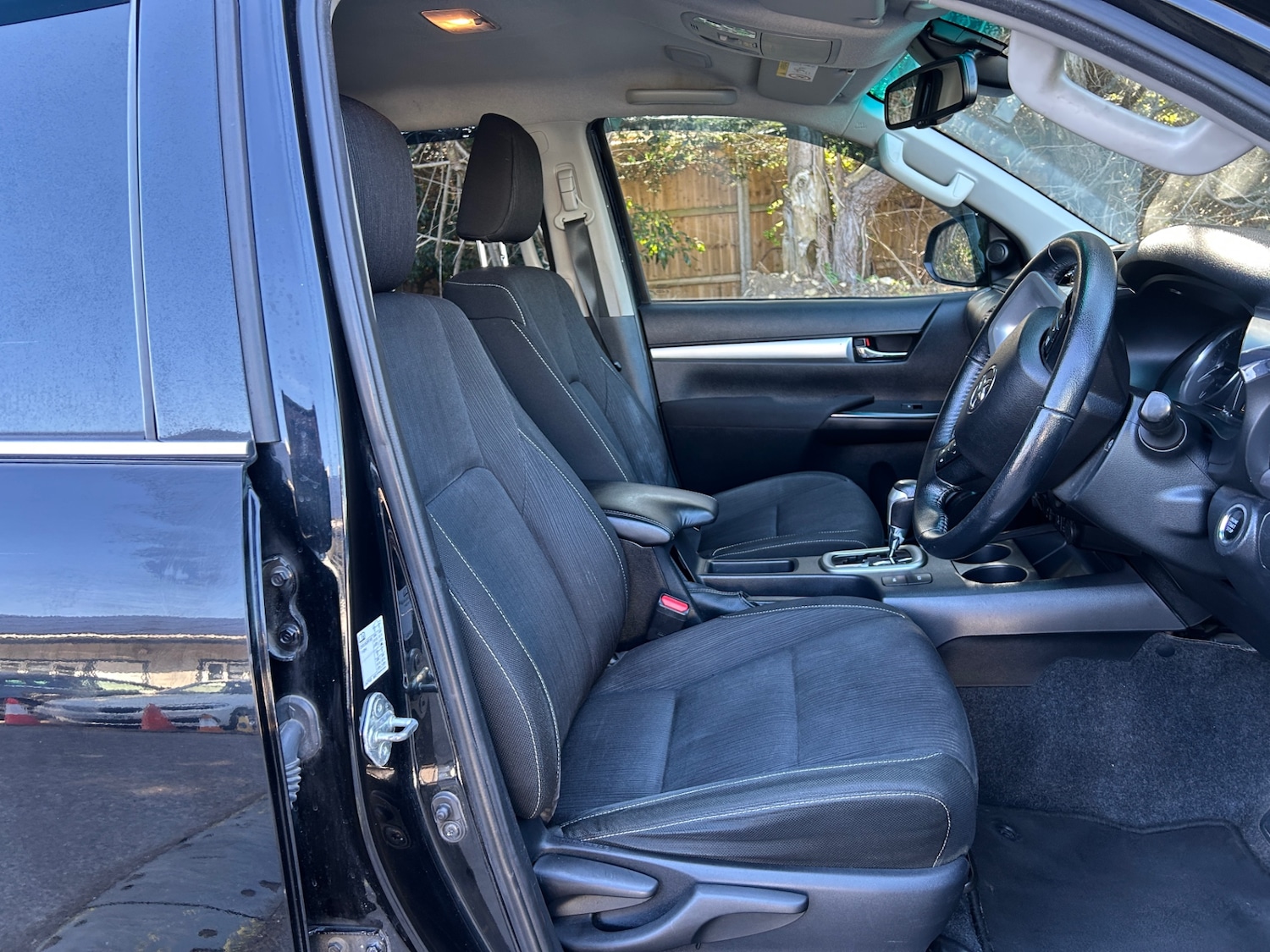 Used Toyota Hilux 2022 for sale - 77947003: Photo 13