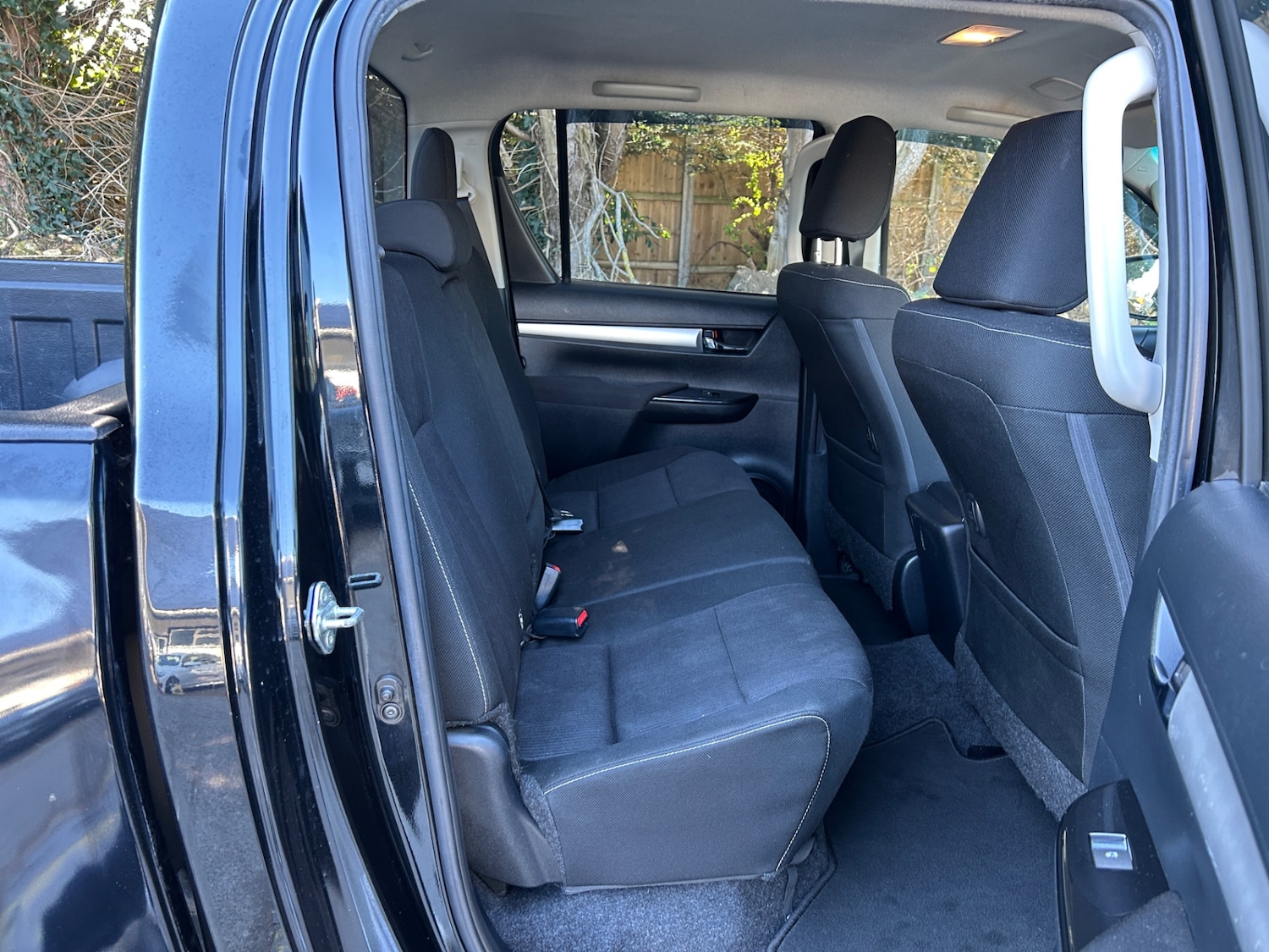 Used Toyota Hilux 2022 for sale - 77947003: Photo 15