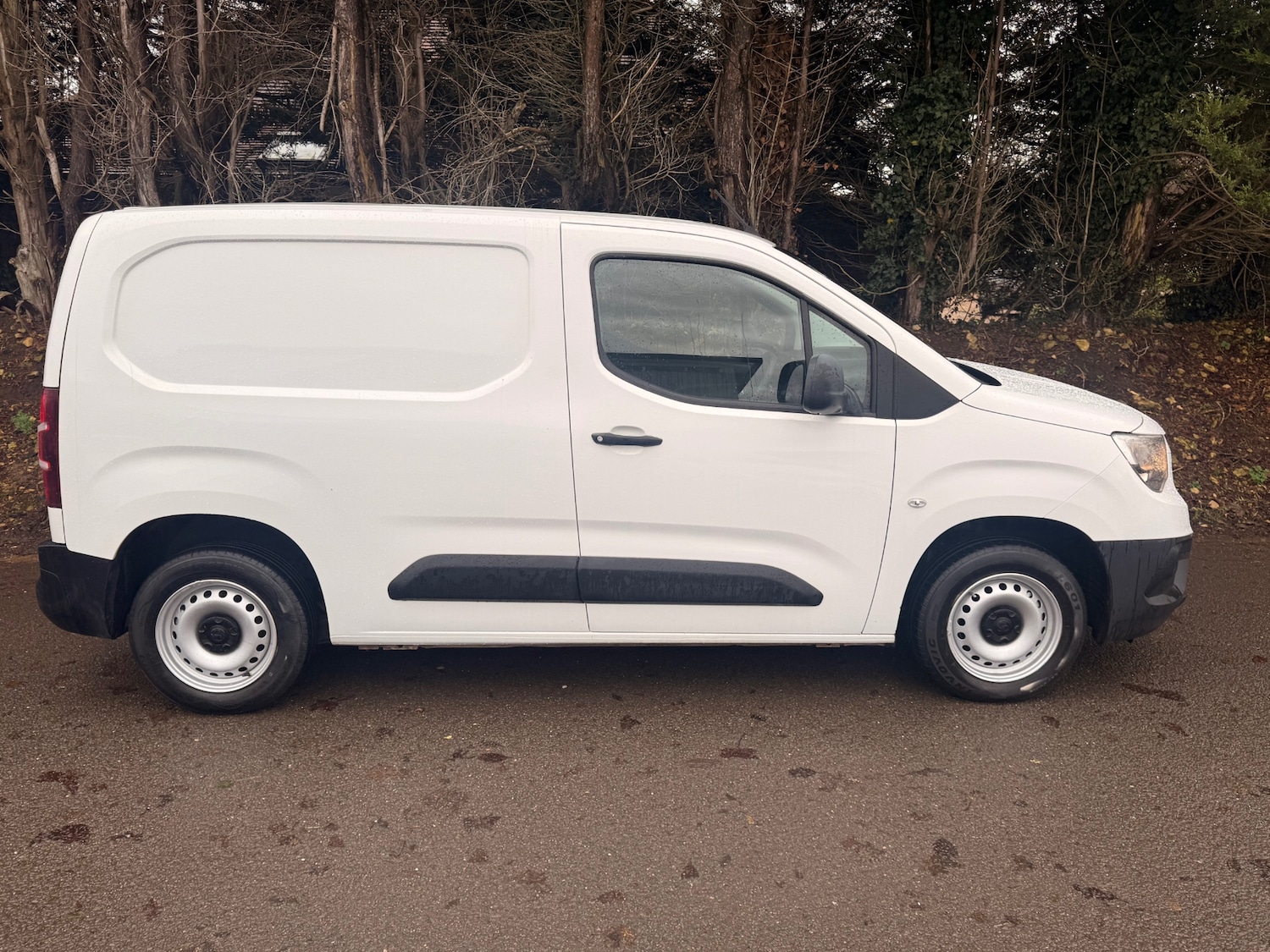 Used Vauxhall Combo 2020 for sale - 77379292: Photo 2