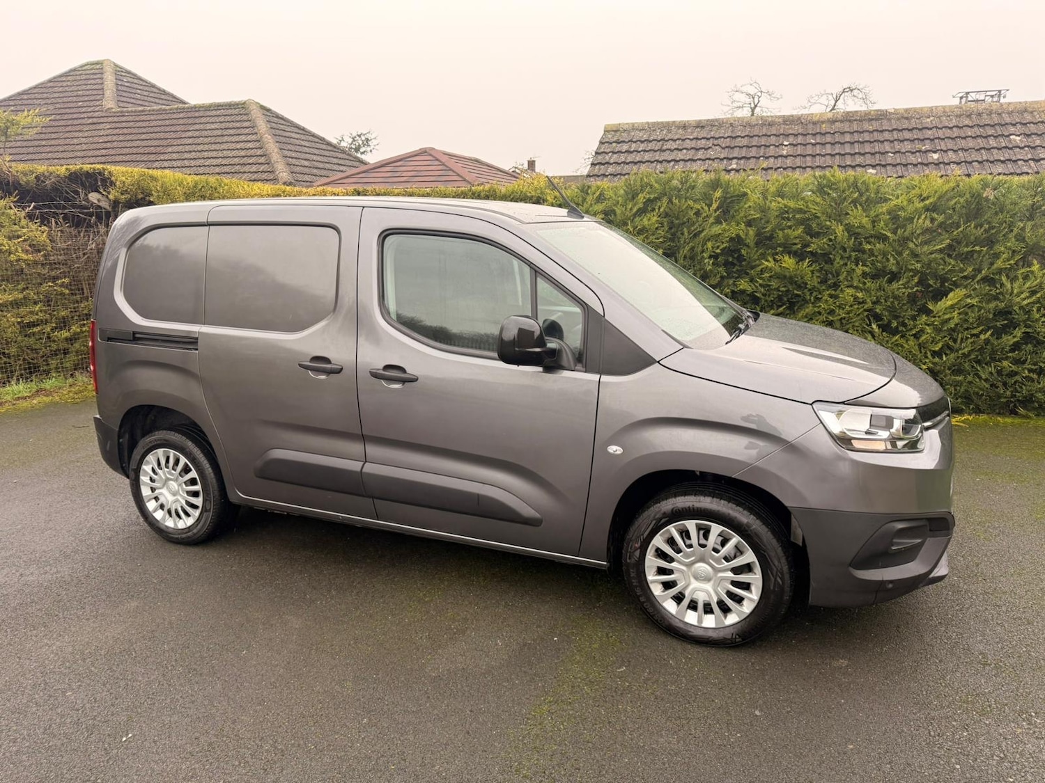 Used Toyota ProAce 2022 for sale - 77640624: Photo 2