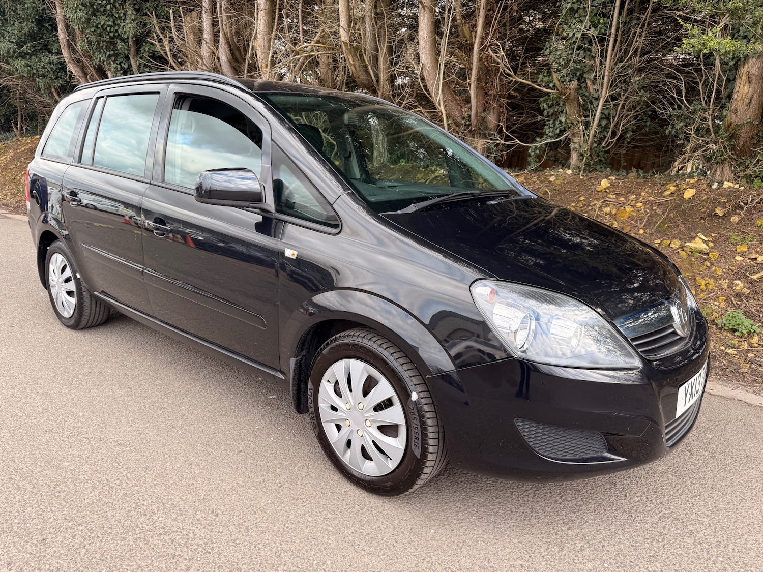 Used Vauxhall Zafira 2013 for sale - 77906313: Photo 2