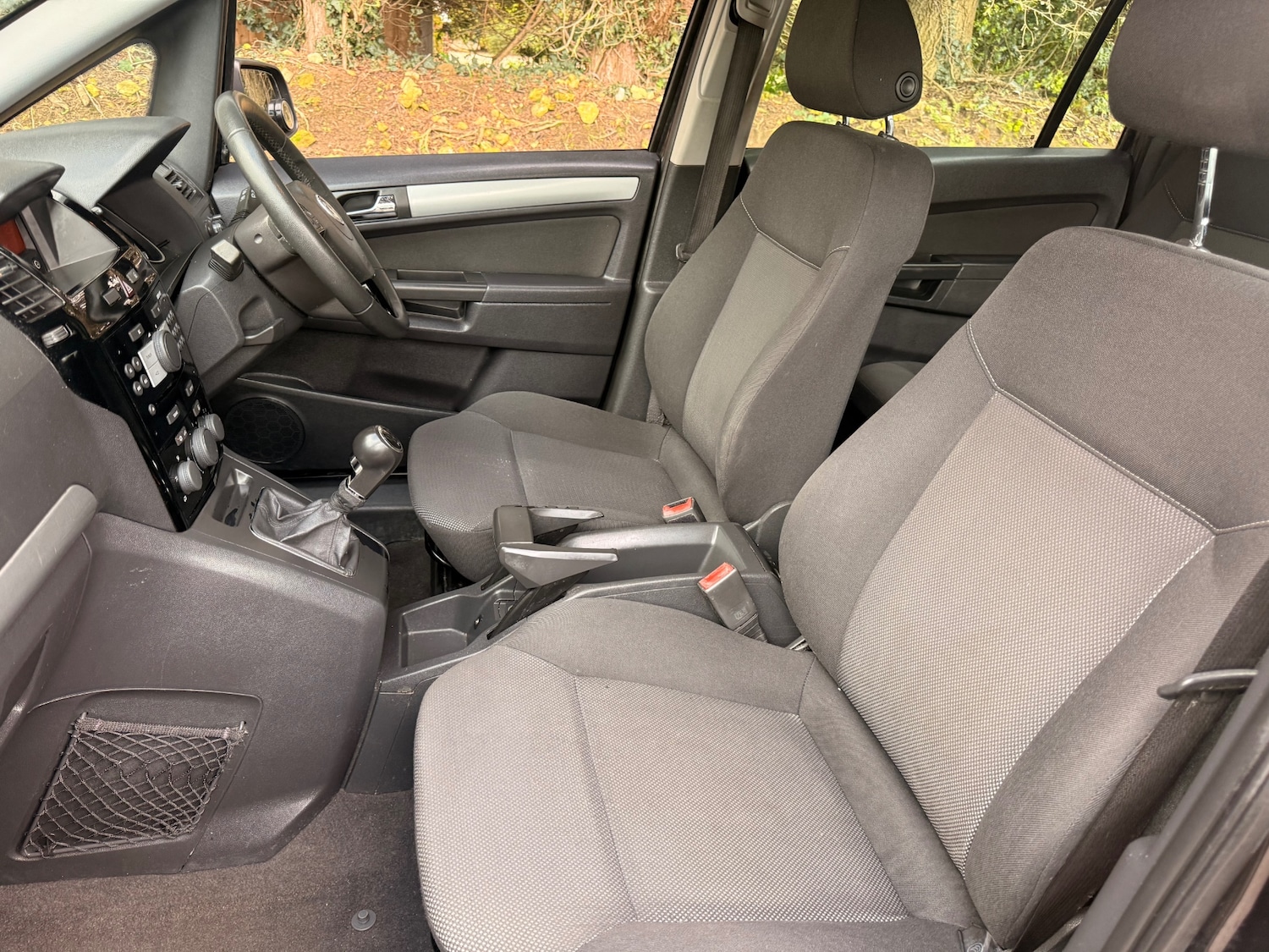 Used Vauxhall Zafira 2013 for sale - 77906313: Photo 32