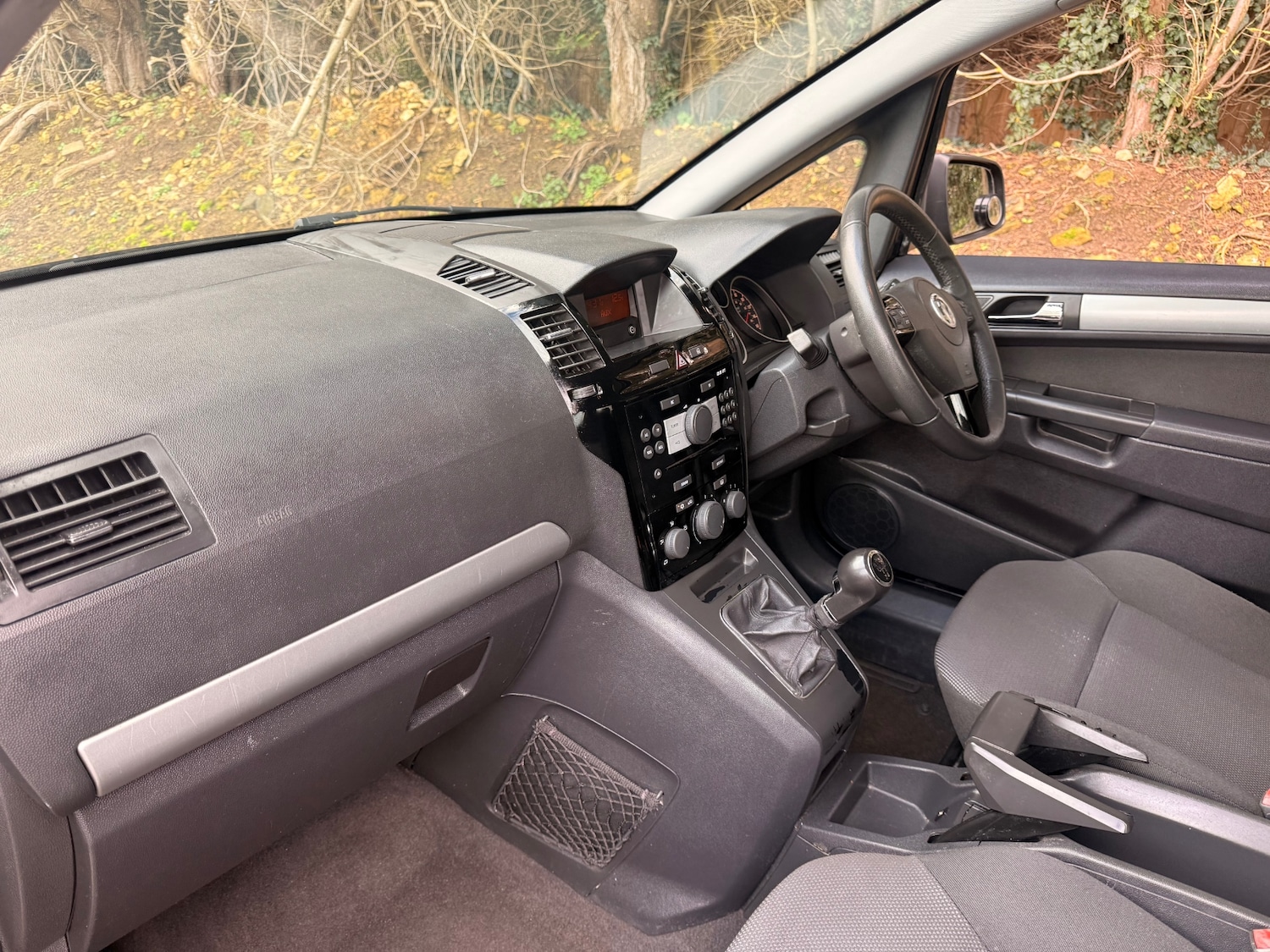 Used Vauxhall Zafira 2013 for sale - 77906313: Photo 33