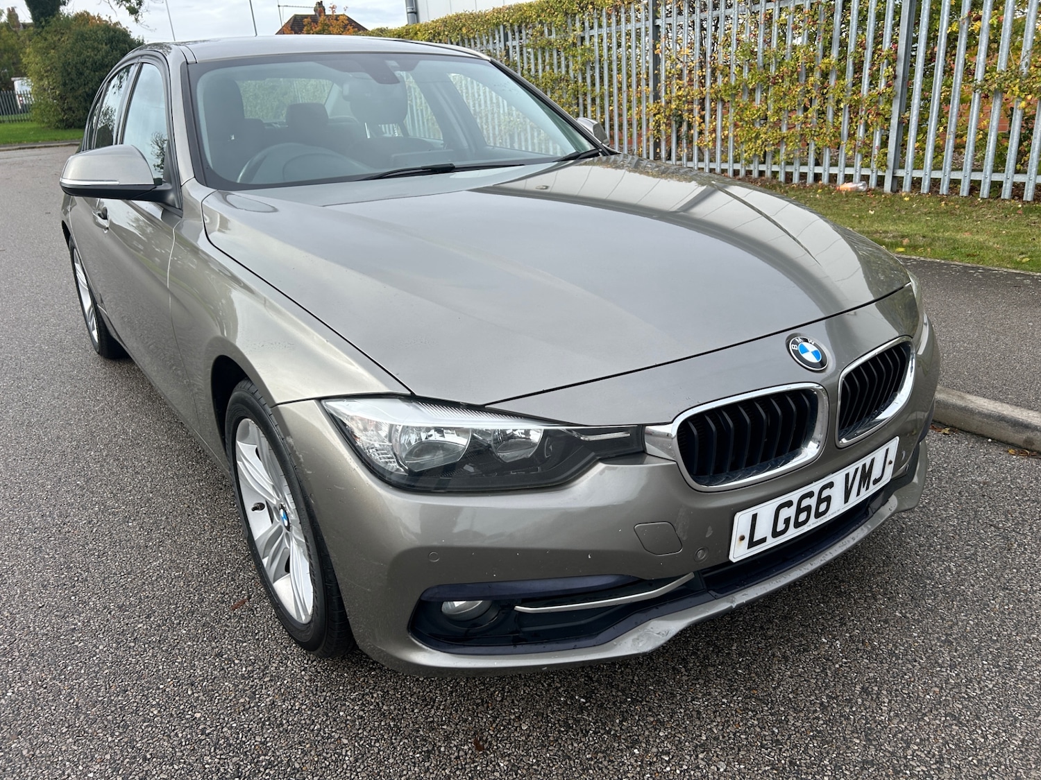 Used BMW 3 Series 2016 for sale - 77154635: Photo 2