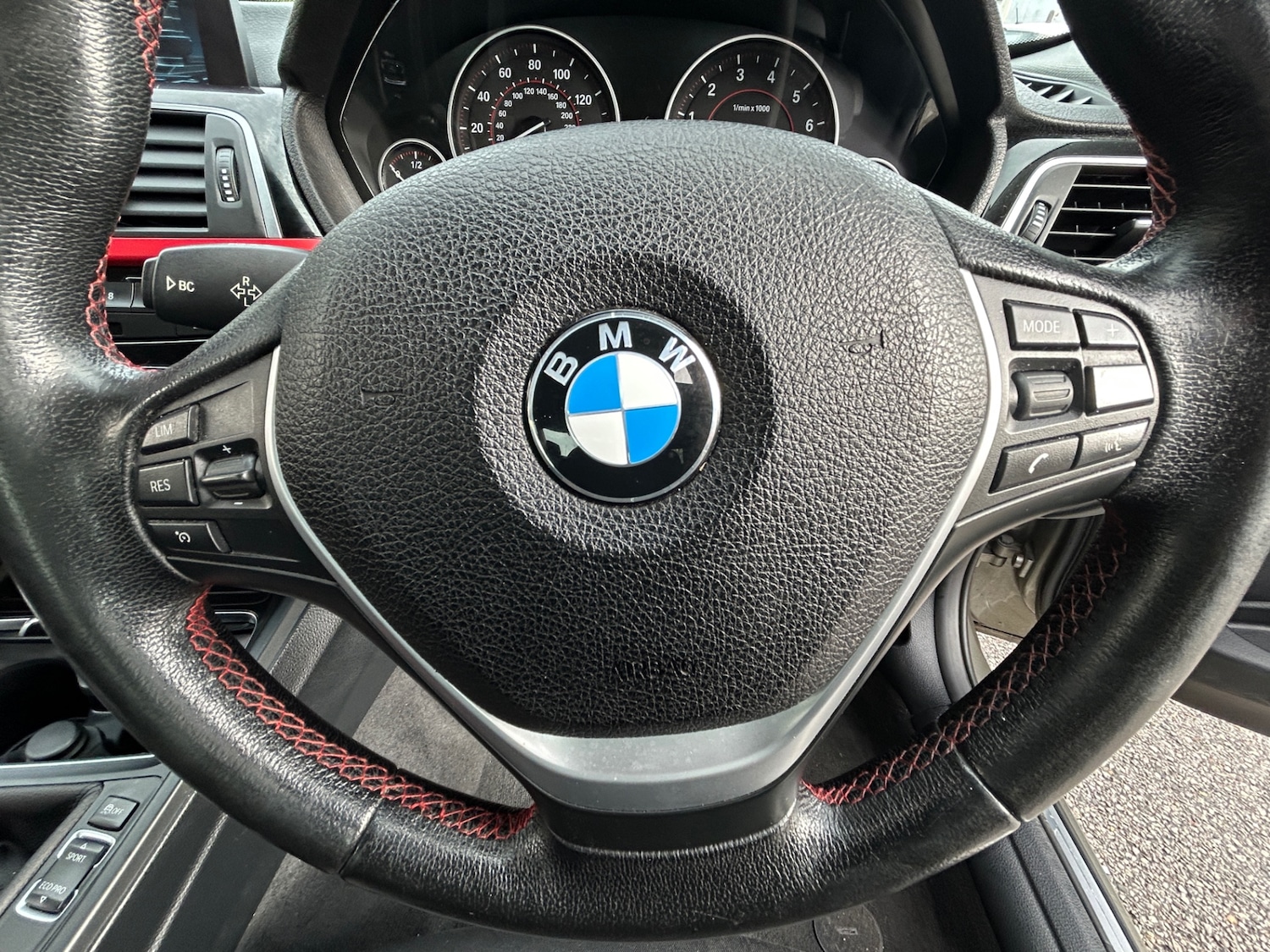 Used BMW 3 Series 2016 for sale - 77154635: Photo 28