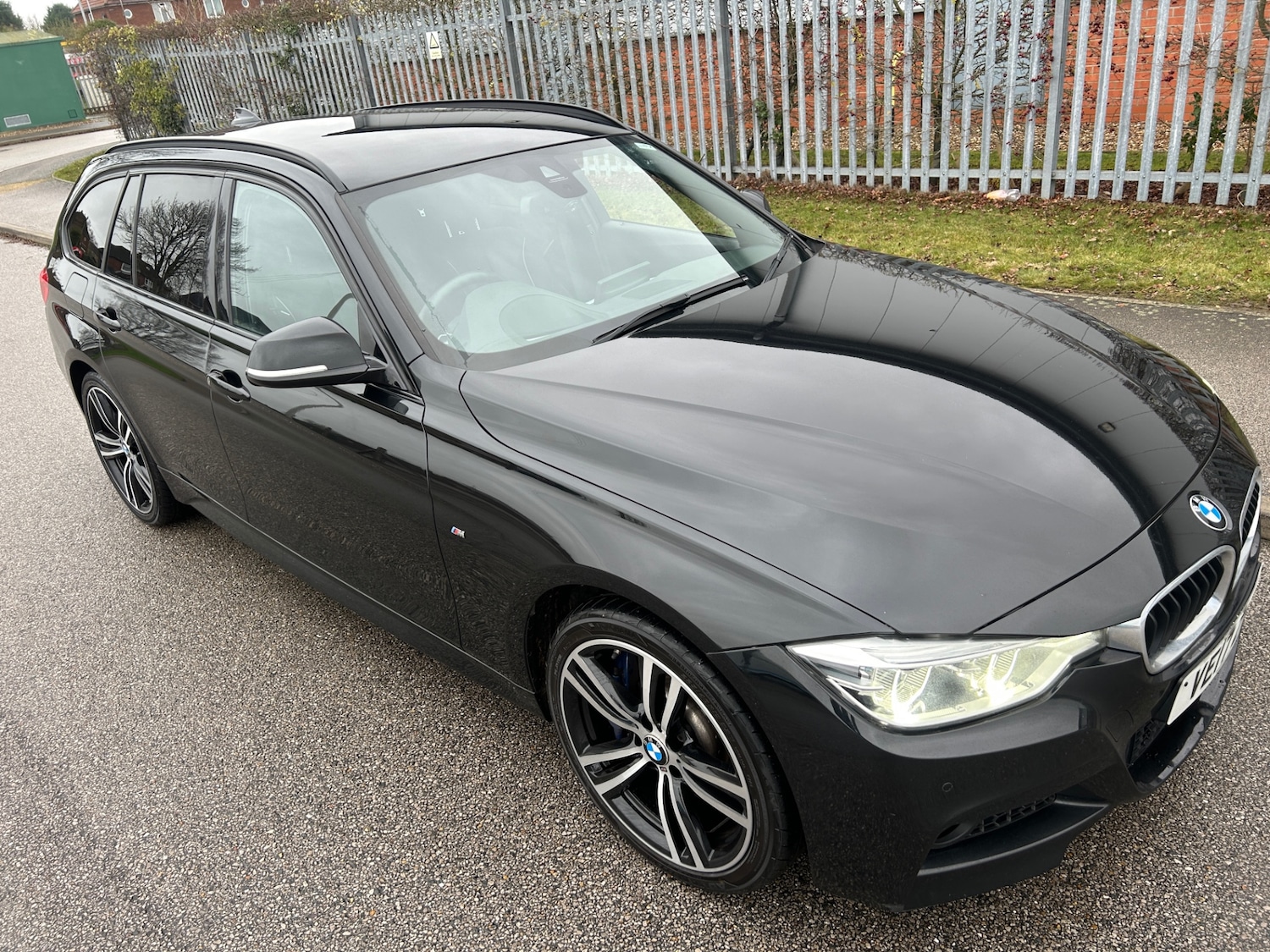Used BMW 3 Series 2017 for sale - 77008465: Photo 2
