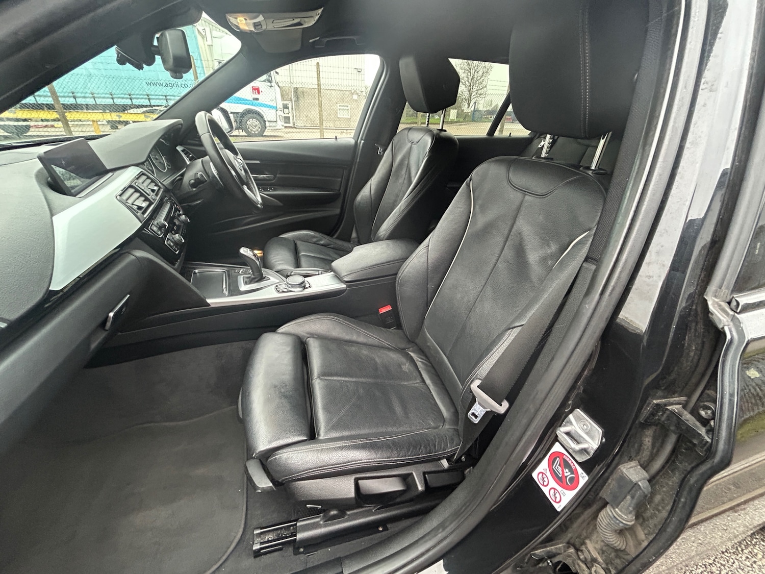 Used BMW 3 Series 2017 for sale - 77008465: Photo 37