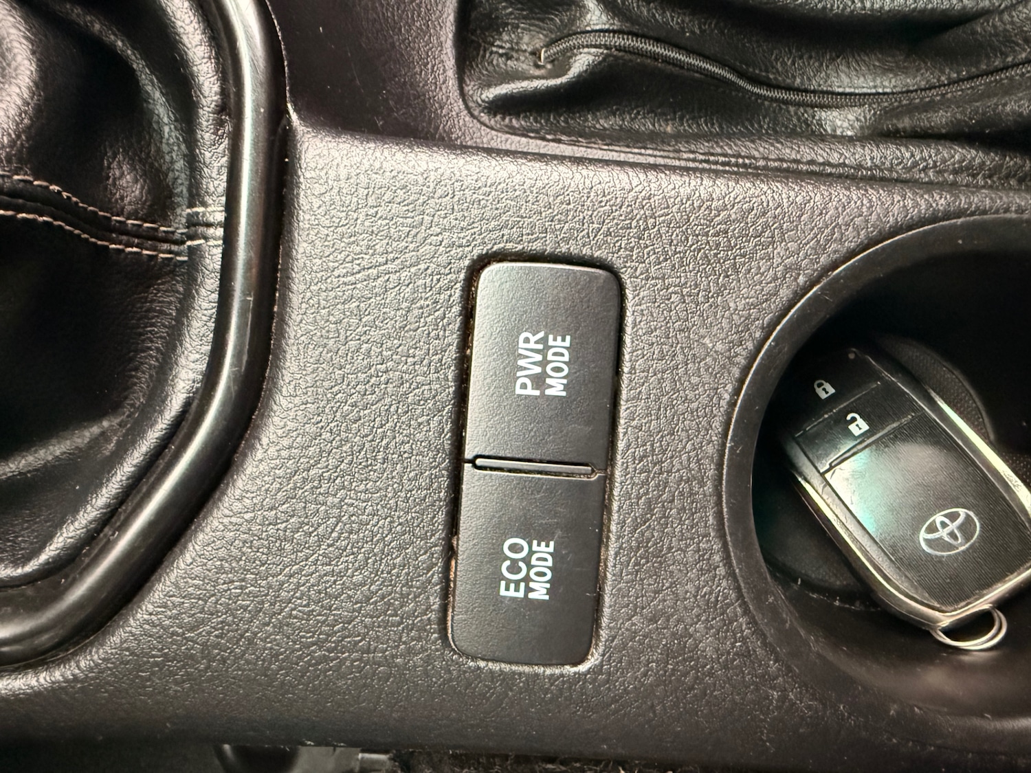 Used Toyota Hilux 2020 for sale - 77379508: Photo 34