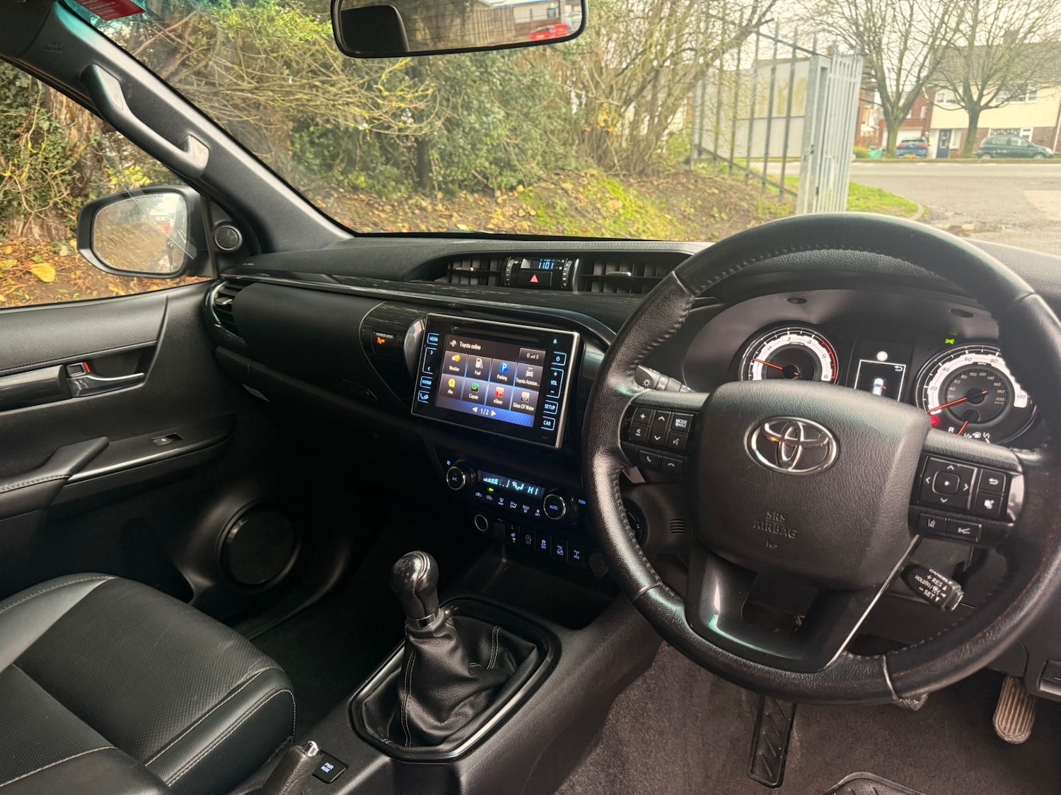 Used Toyota Hilux 2020 for sale - 77465960: Photo 55