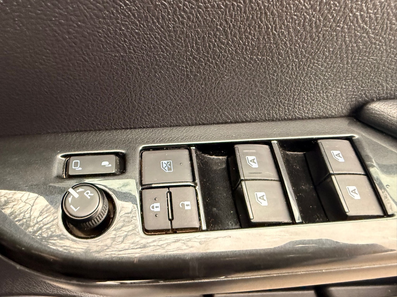 Used Toyota Hilux 2020 for sale - 77053148: Photo 34