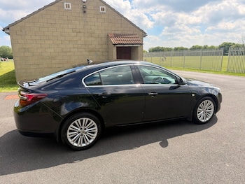 Used Vauxhall Insignia 2015 for sale - 78897725: Photo