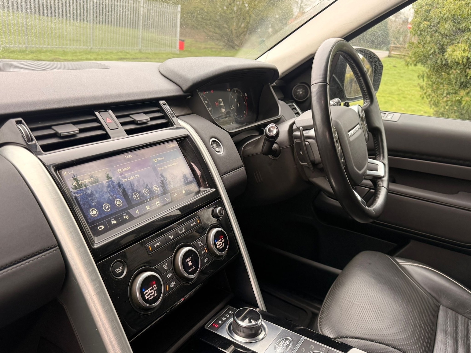 Used Land Rover Discovery 2019 for sale - 77629030: Photo 26