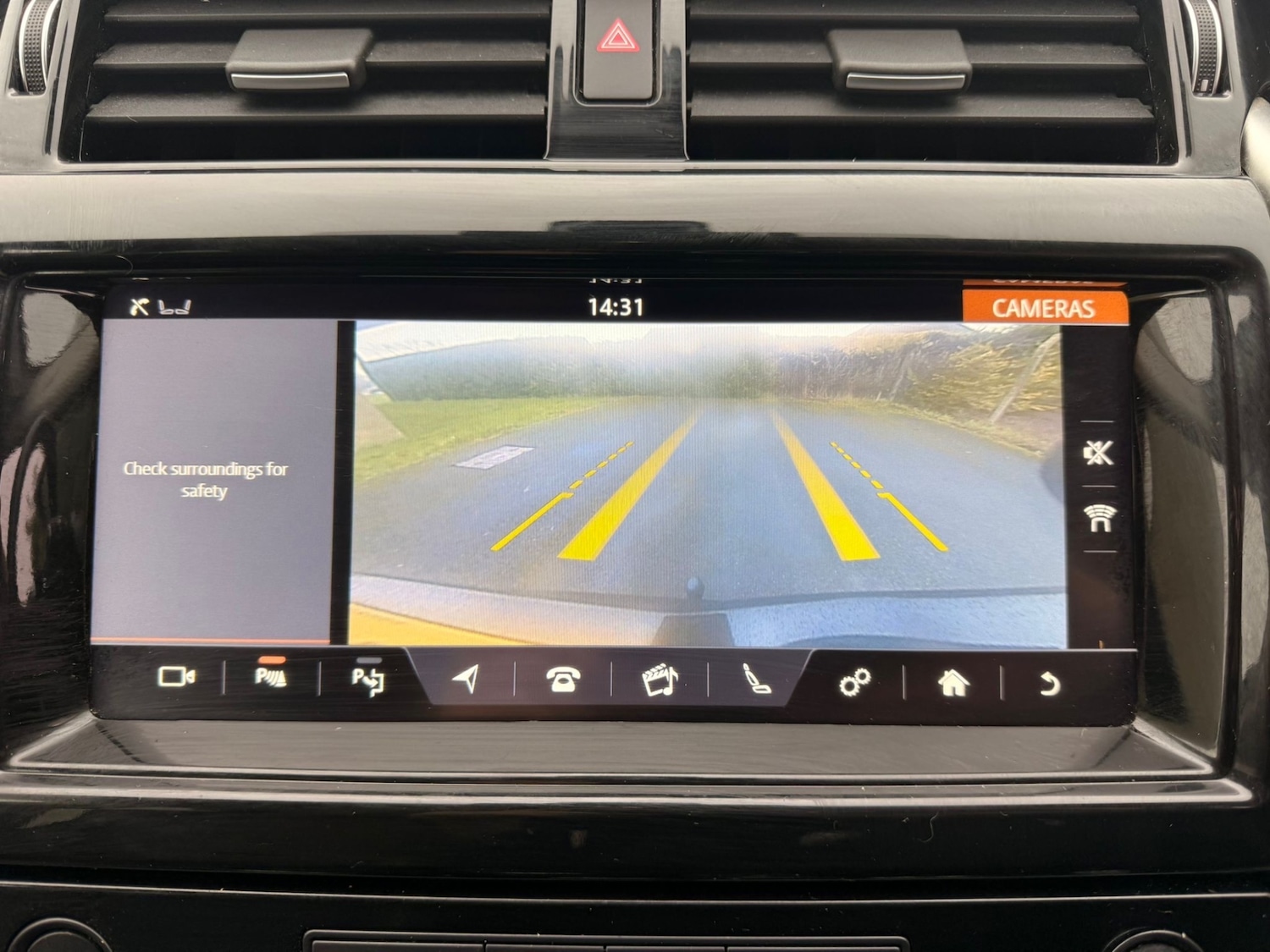 Used Land Rover Discovery 2019 for sale - 77629030: Photo 28