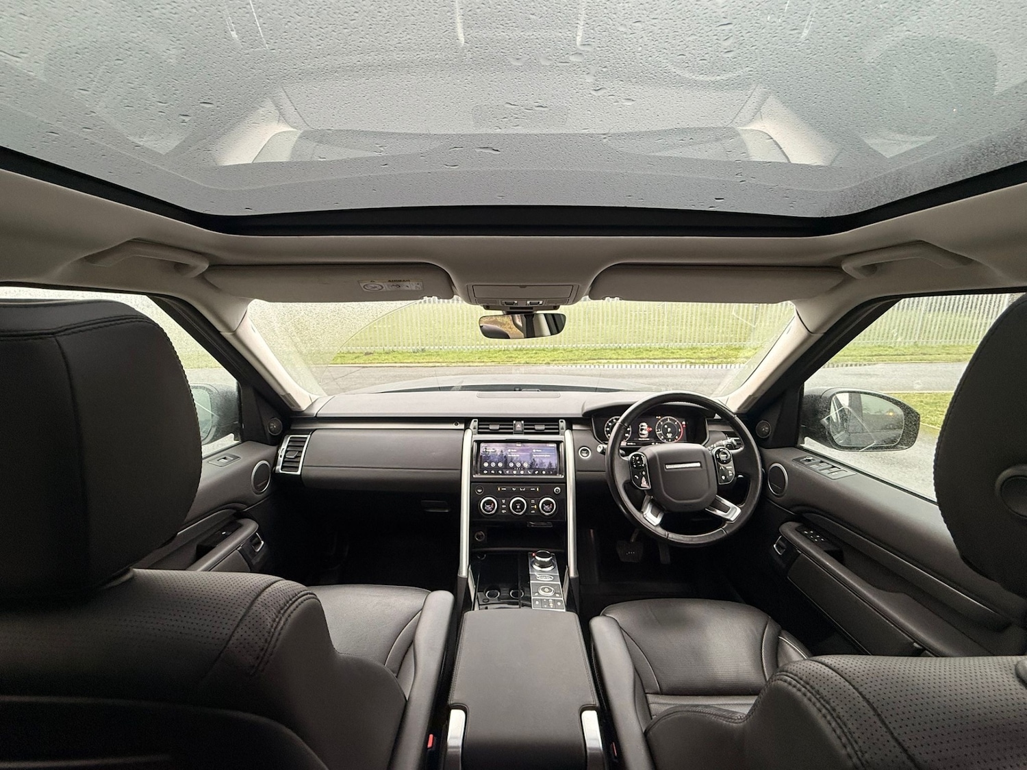 Used Land Rover Discovery 2019 for sale - 77629030: Photo 32