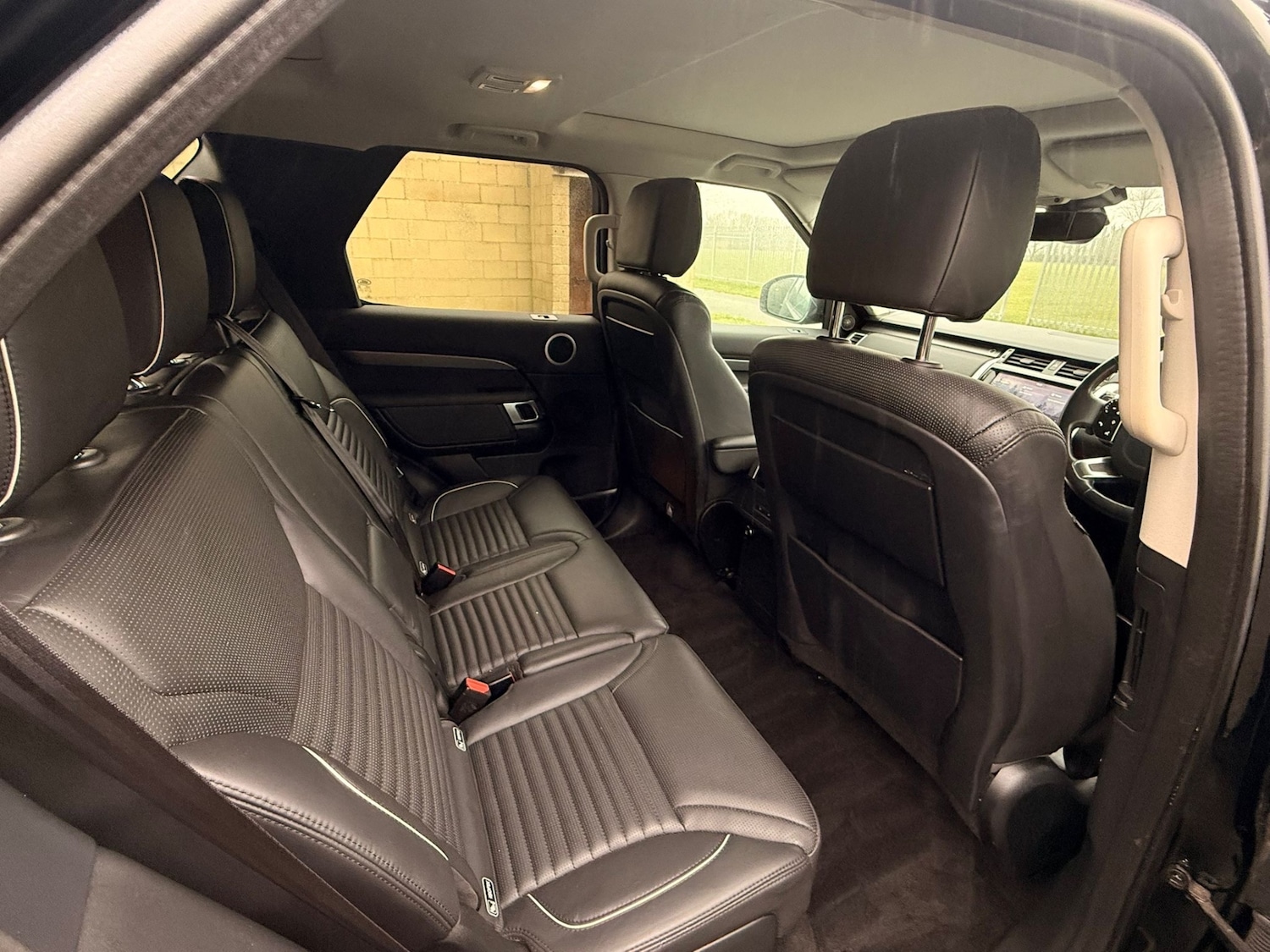 Used Land Rover Discovery 2019 for sale - 77629030: Photo 34