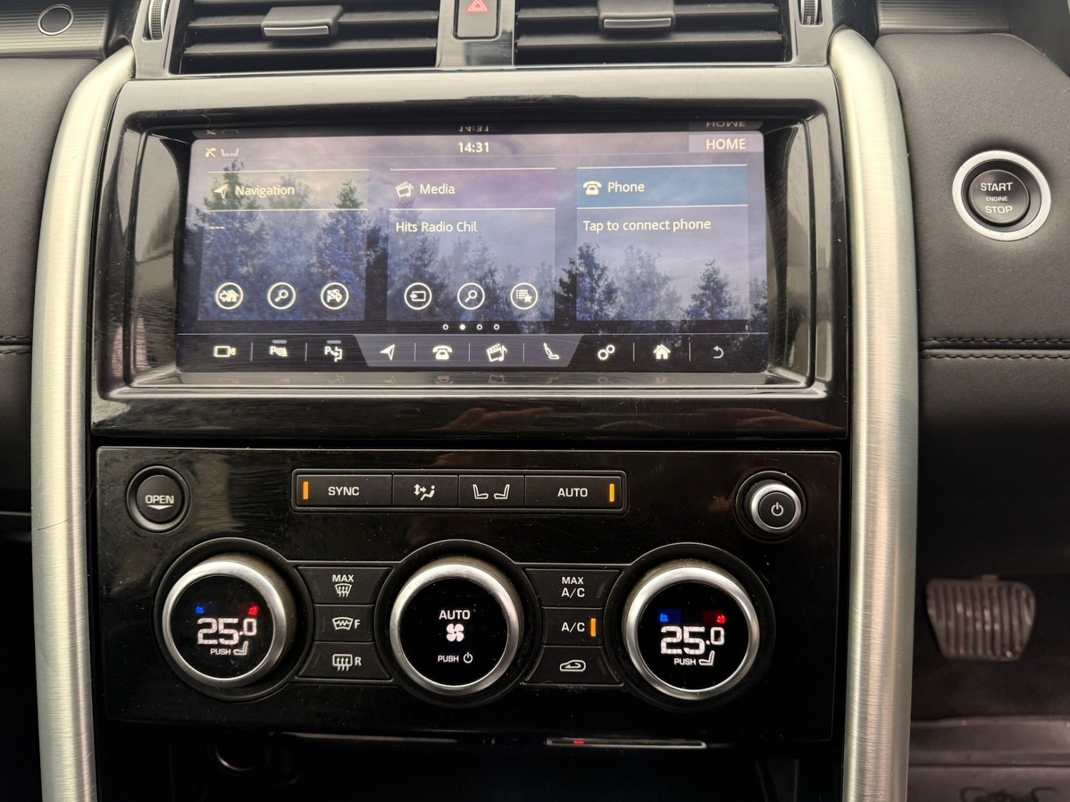 Used Land Rover Discovery 2019 for sale - 77629030: Photo 43