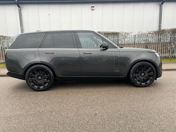 2022 - 4.4 P530 V8 Autobiography 4dr Auto