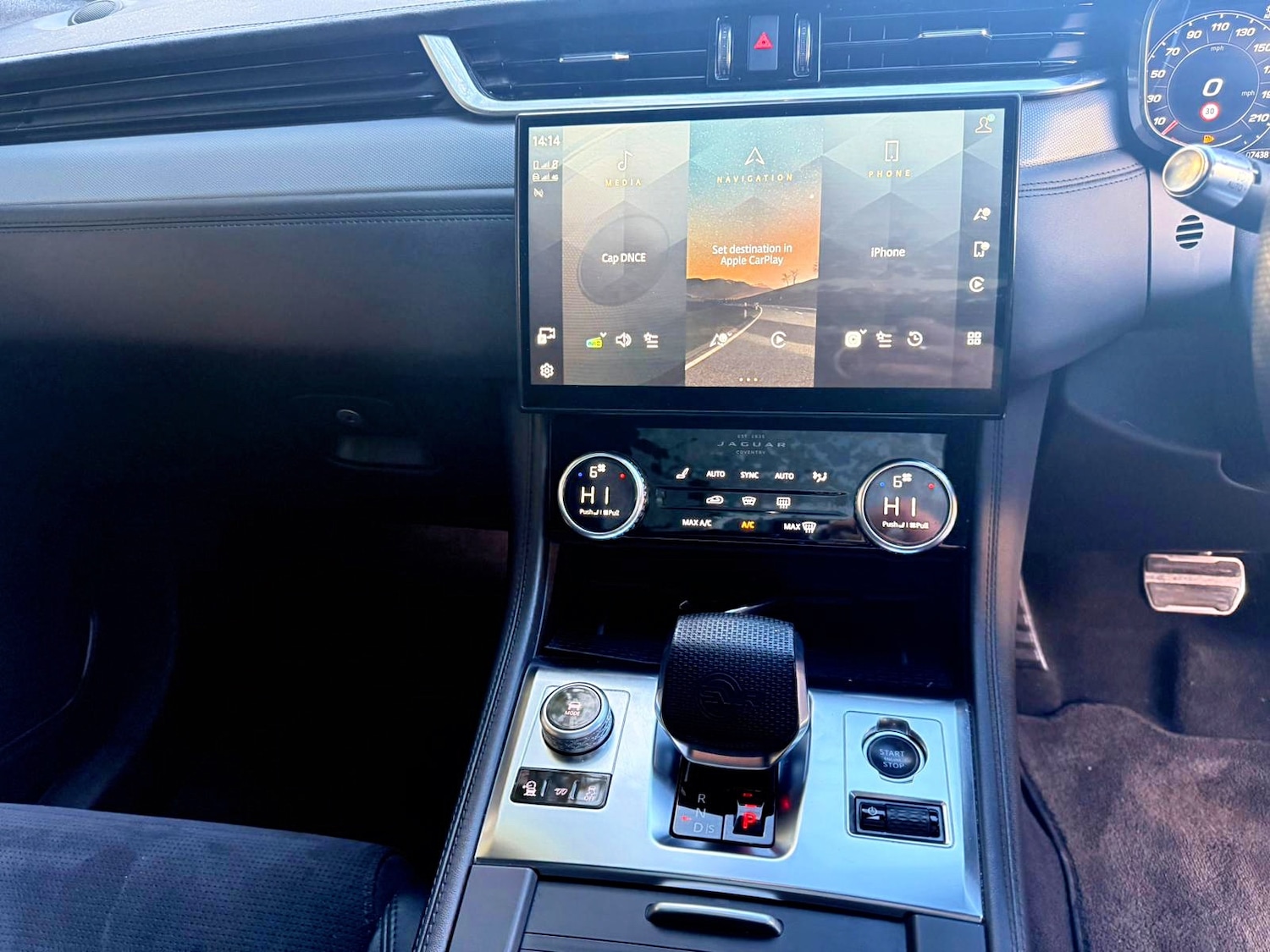 Used Jaguar F-Pace 2022 for sale - 77053412: Photo 41