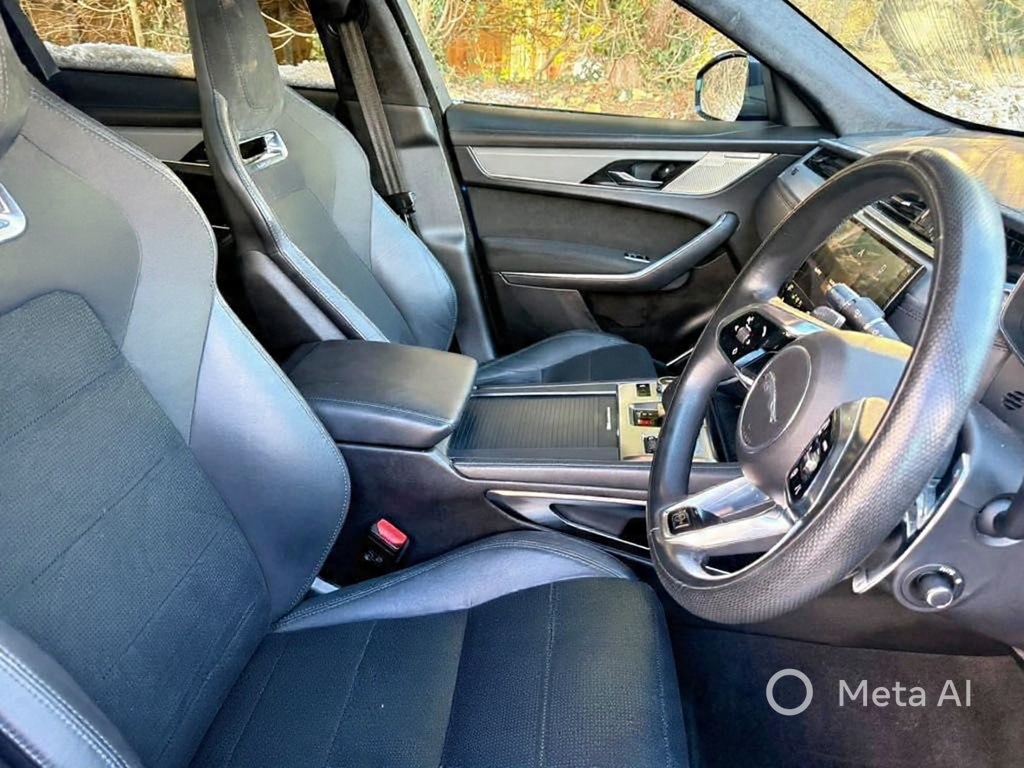 Used Jaguar F-Pace 2022 for sale - 77053412: Photo 8