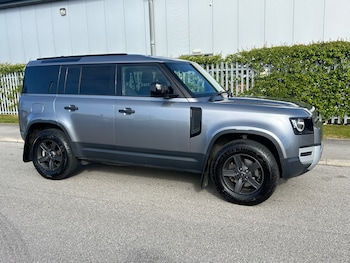 Used Land Rover Defender 2023 for sale - 78476698: Photo