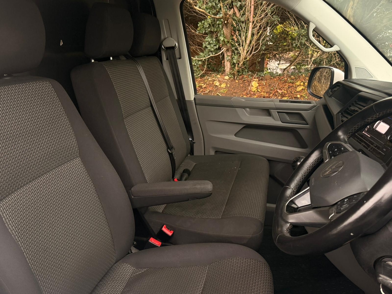 Used Volkswagen Transporter 2021 for sale - 77154614: Photo 26